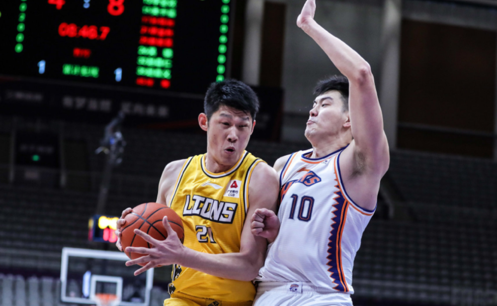 包含多特蒙德回应争议备战CBA季后赛转会期国际米兰临场应变，勒沃库森加时末段遗憾出局瞬间刷屏的词条